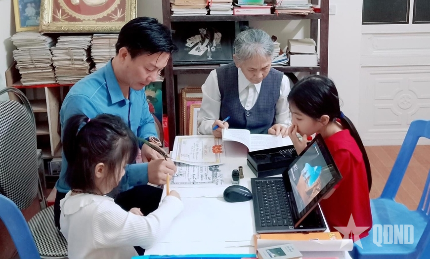 Đề nghị hạn chế, cấm trẻ em sử dụng mạng xã hội là cần thiết